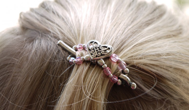 A Simple Touch to Spruce up your Autumn – Lilla Rose Hair Clips